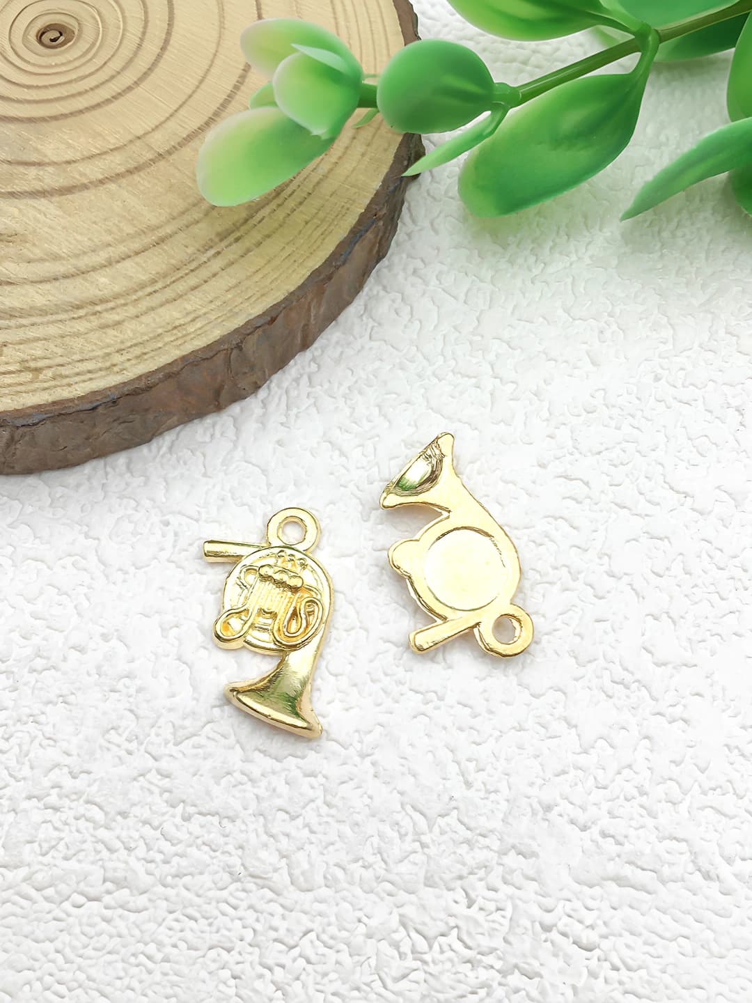 1 pc Trumpet 11x17.5mm-0.9g-18320
