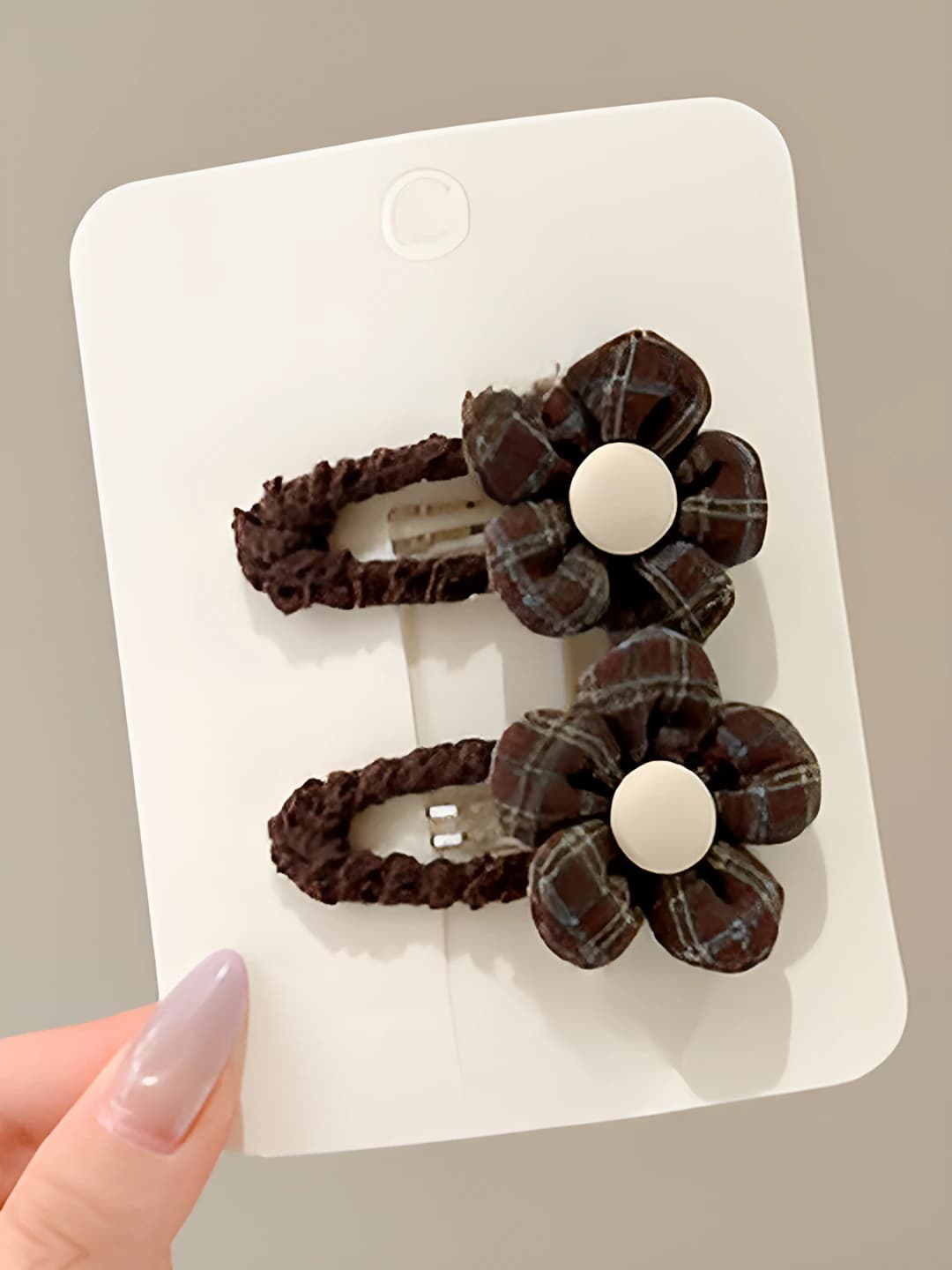 Plaid flower clip, ~5 cm