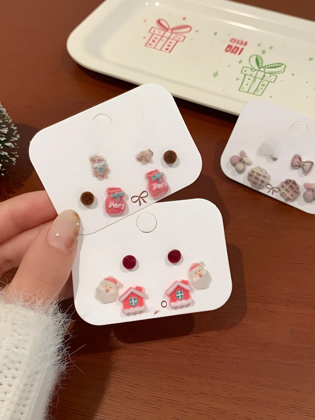 Women's Christmas-themed stud earrings: winter set, 925 silver post, velvet, star, heart and reindeer shapes