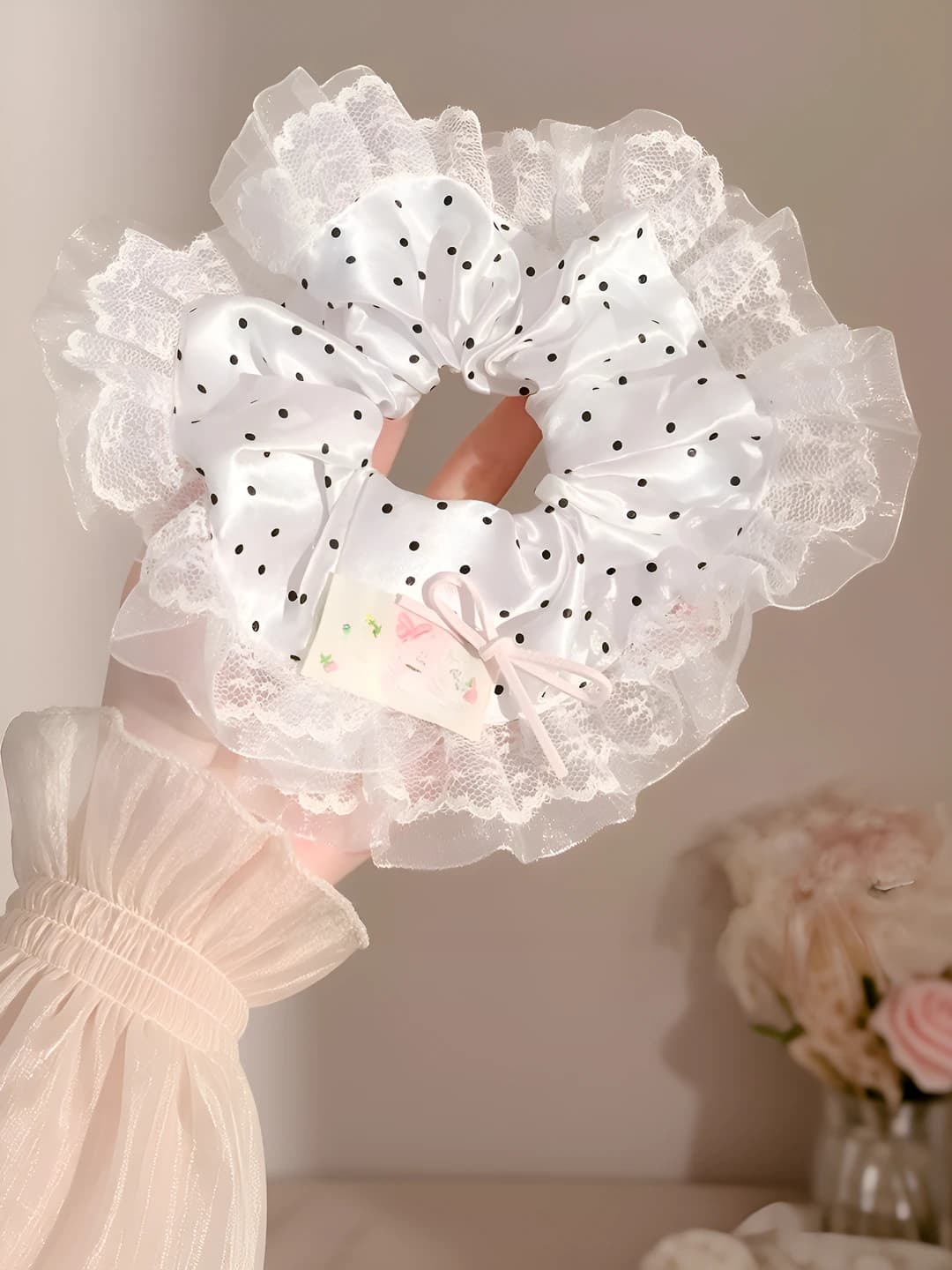 4# Black & white polka dot, 20 cm