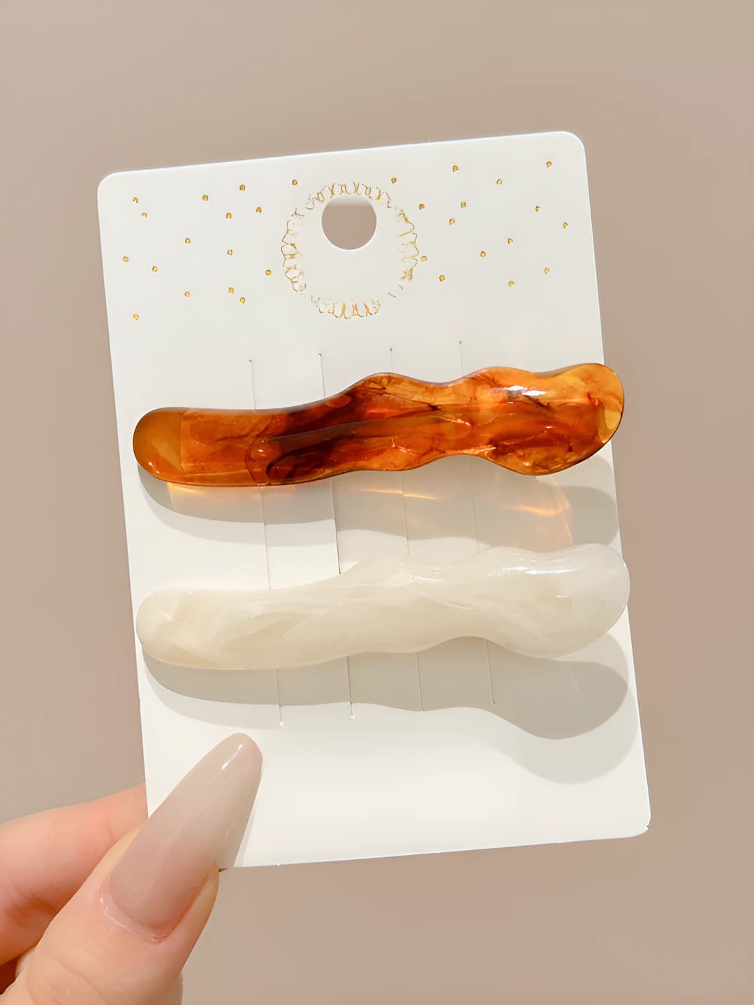 5# long amber (approx 7 cm)