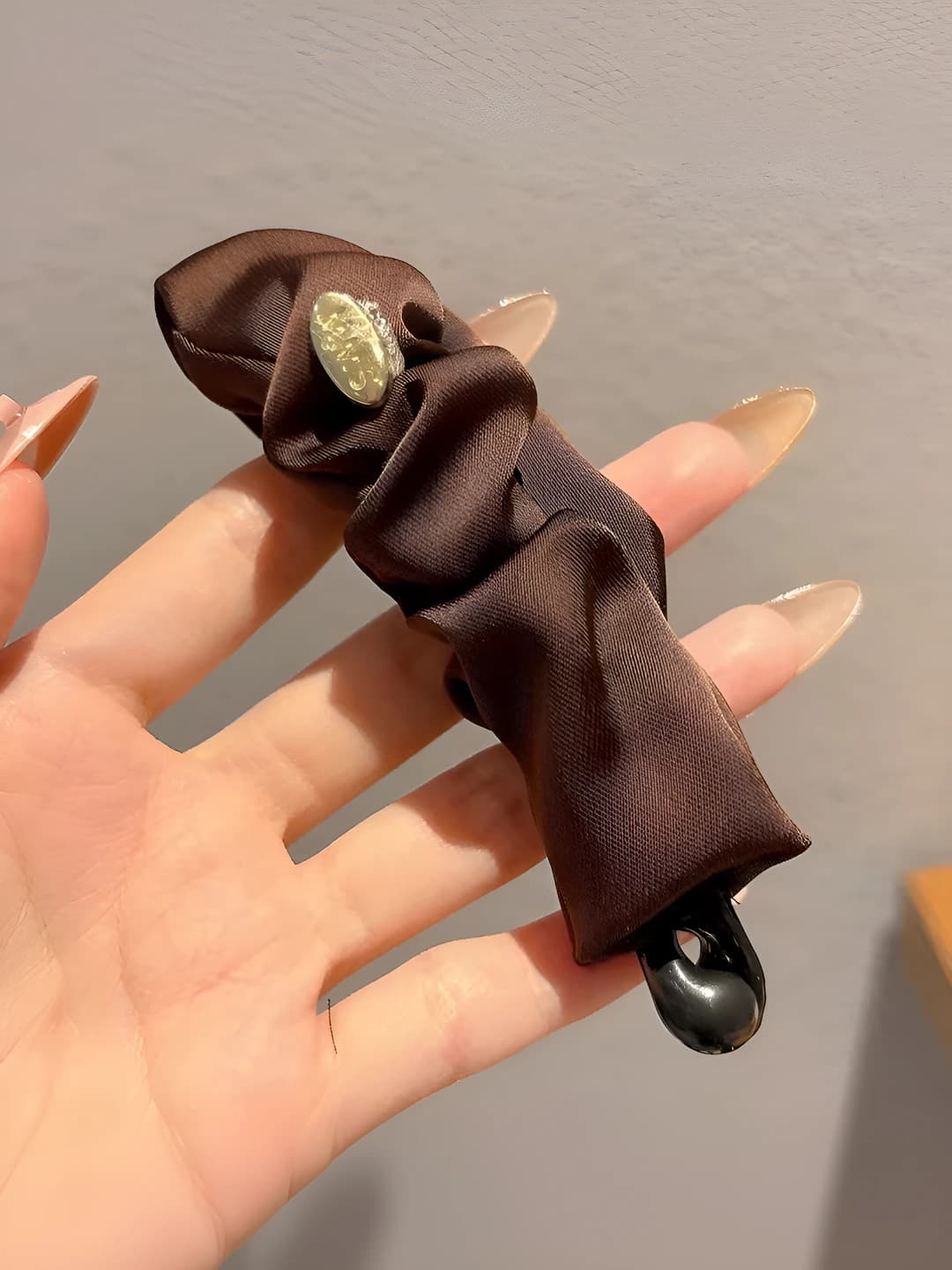 Kofe rang, asosiy qisqich 10 cm