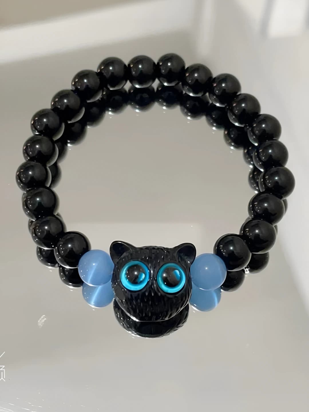 S255 Cat bracelet [Blue eyes]