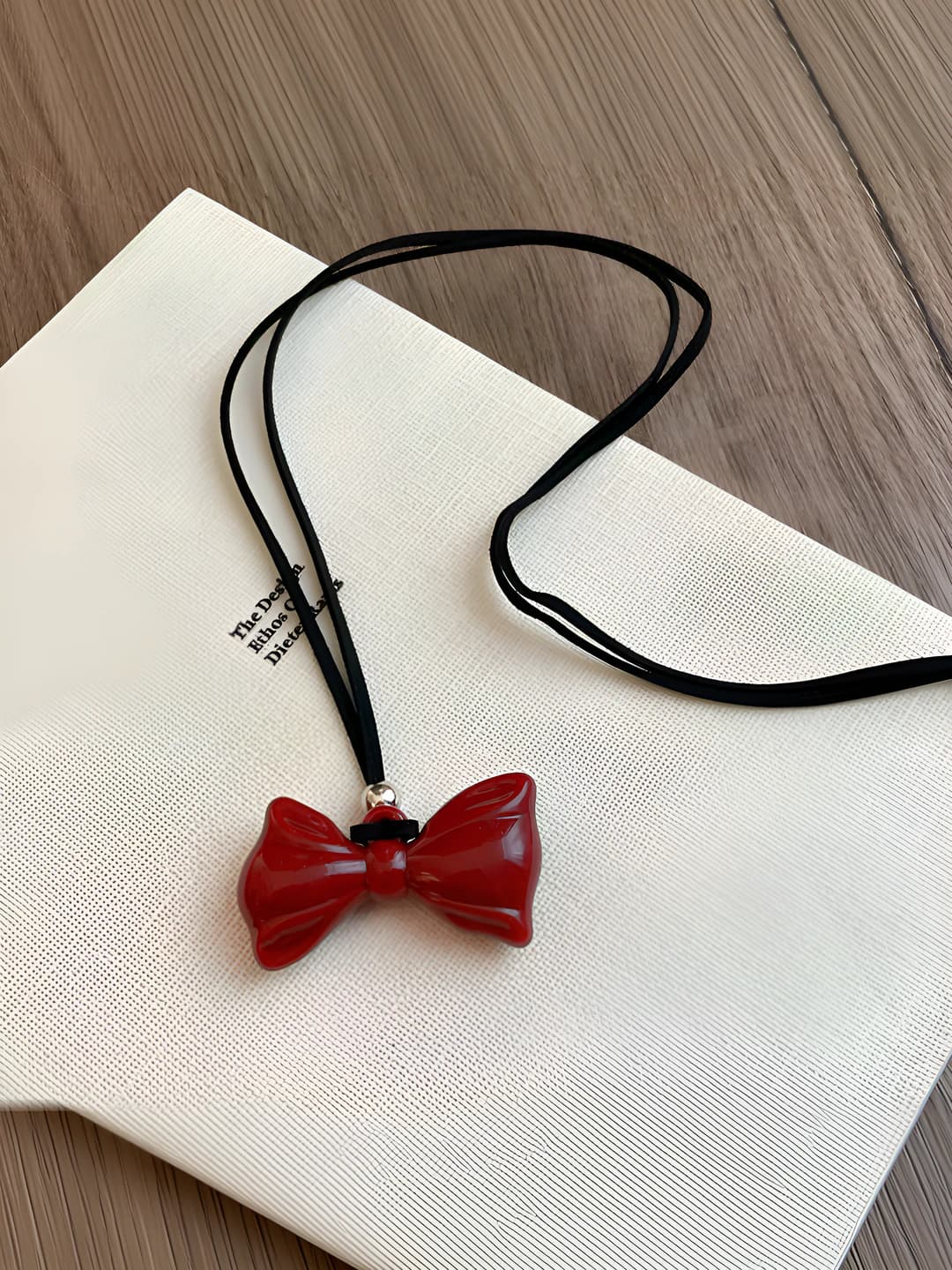Wine red bow necklace