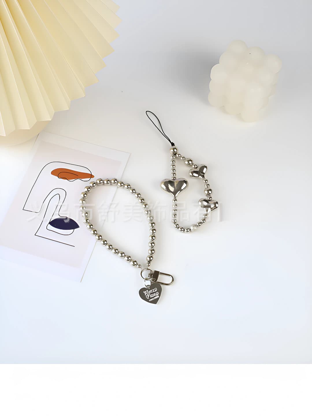 Women's Korean style plastic and resin heart-shaped keychain with cross, crown and Roman numerals pattern