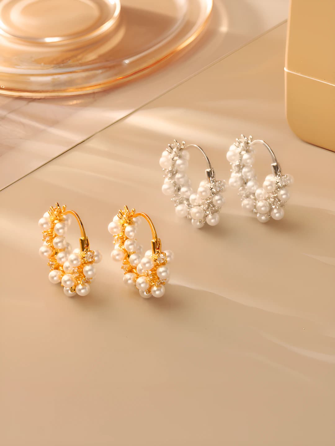 Женские серьги-кольца с алыми и цирконом, бронза с покрытием 18k золотом, штифт из серебра 925