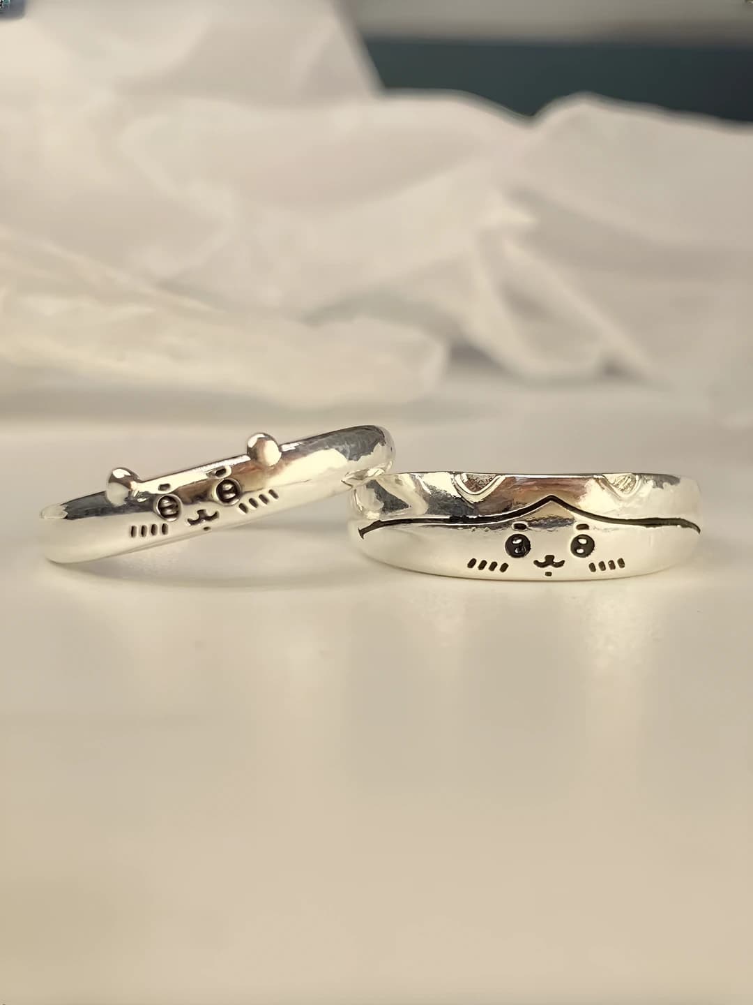 Women's adjustable open ring pair with Chiikawa and Hachi cartoon characters, vintage style