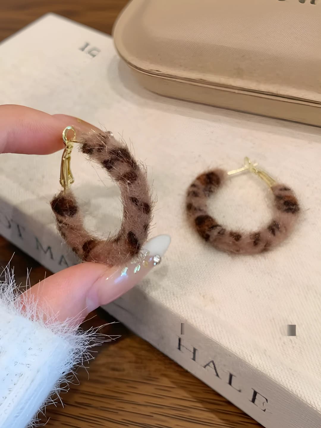 MRW16 [3CM] Узкий кофейный леопард