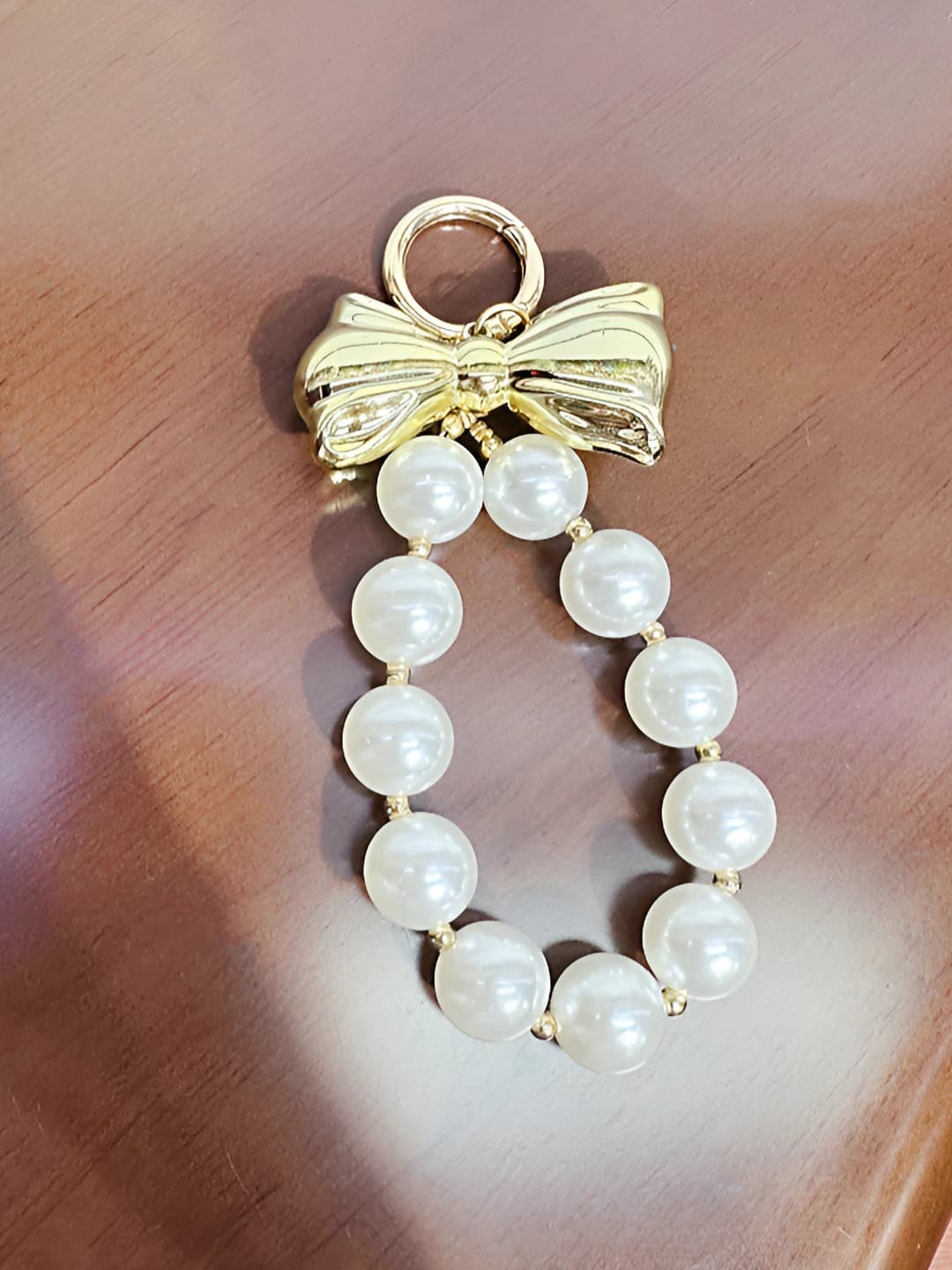 Gold bow
