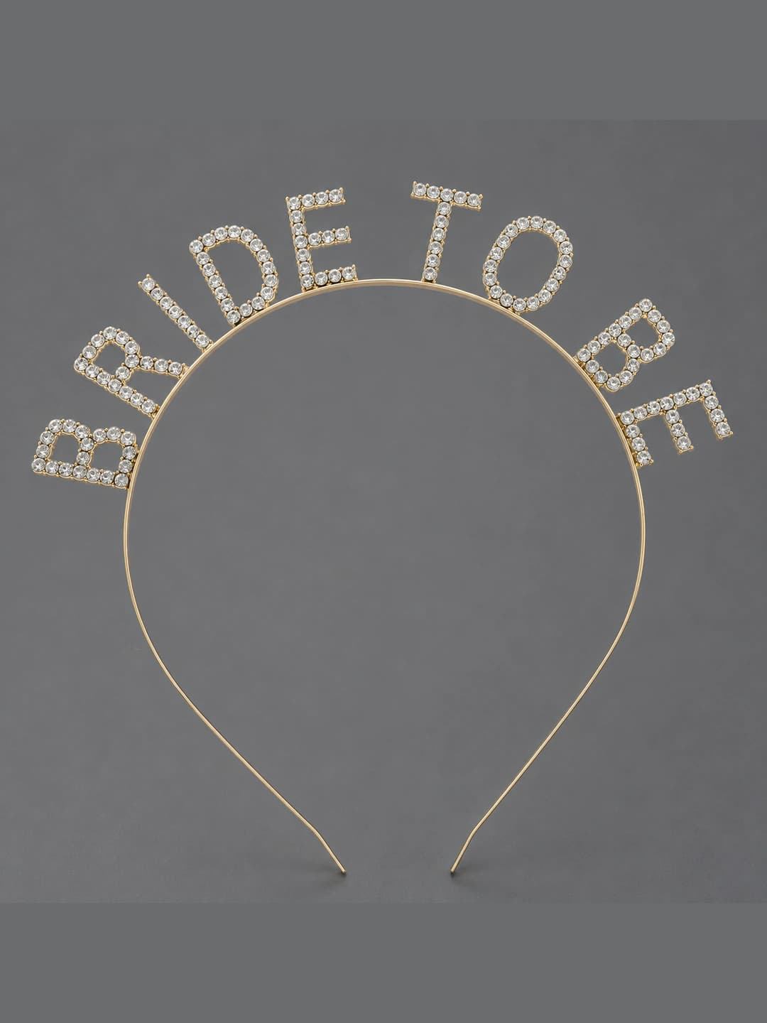 Oltin harflar tiaras