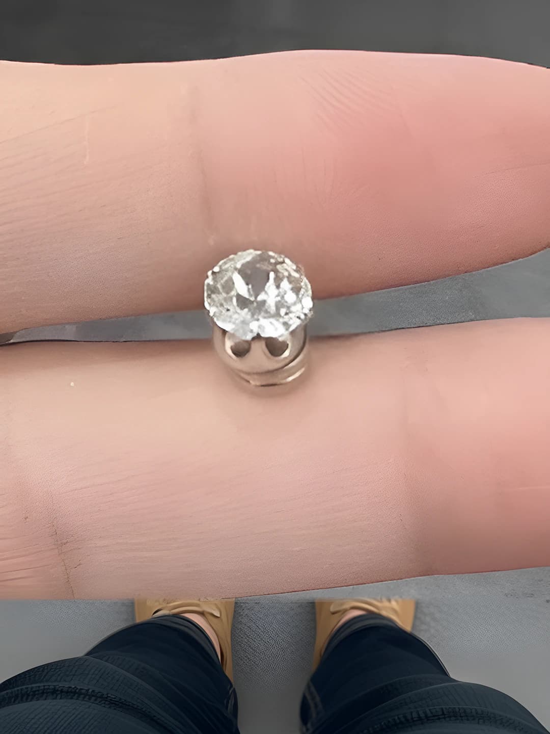 6# Magnitli quloq halqasi 6mm [Oq] bitta