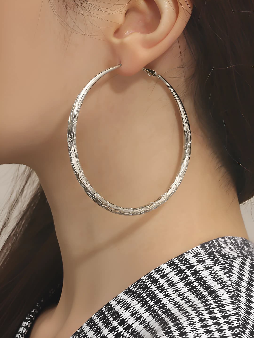 Women's large hoop earrings in retro style, made of alloy and titanium steel, individual design