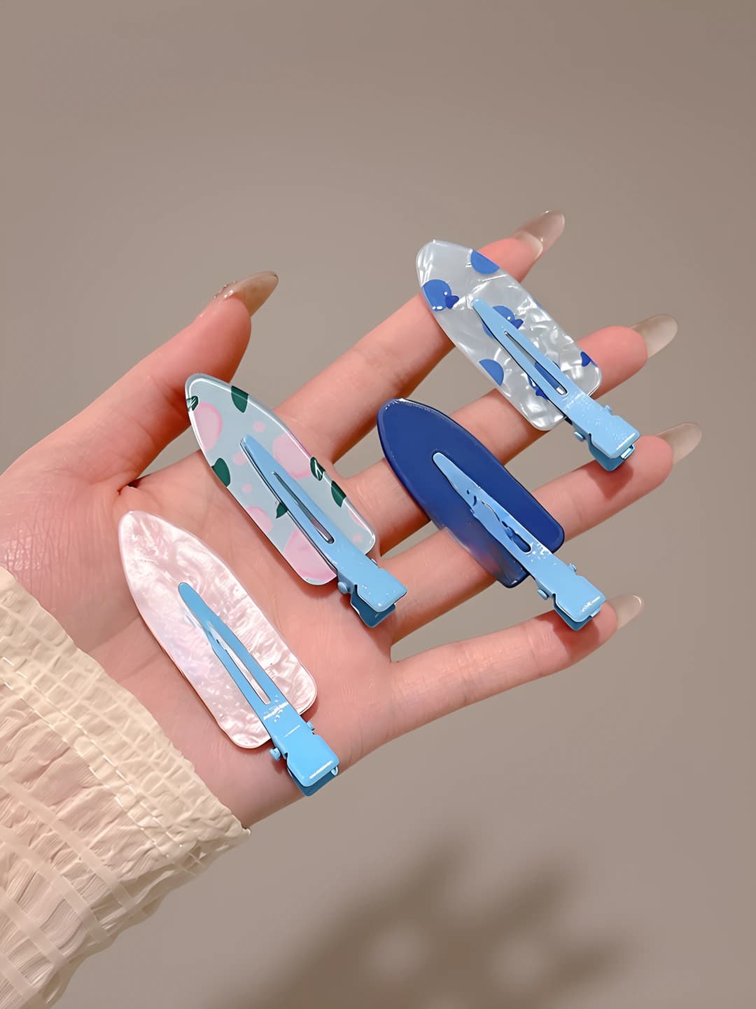 Peach and blue plum, 4 pcs