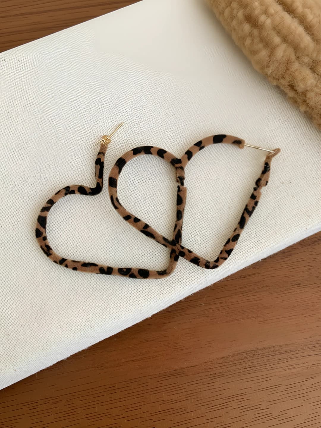 Leopard heart hoop 6 cm