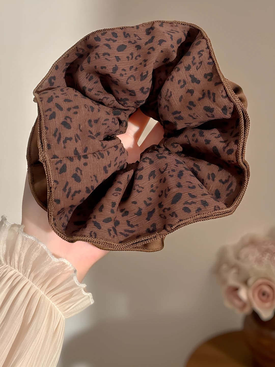 Dark coffee leopard scrunchie ~15 cm