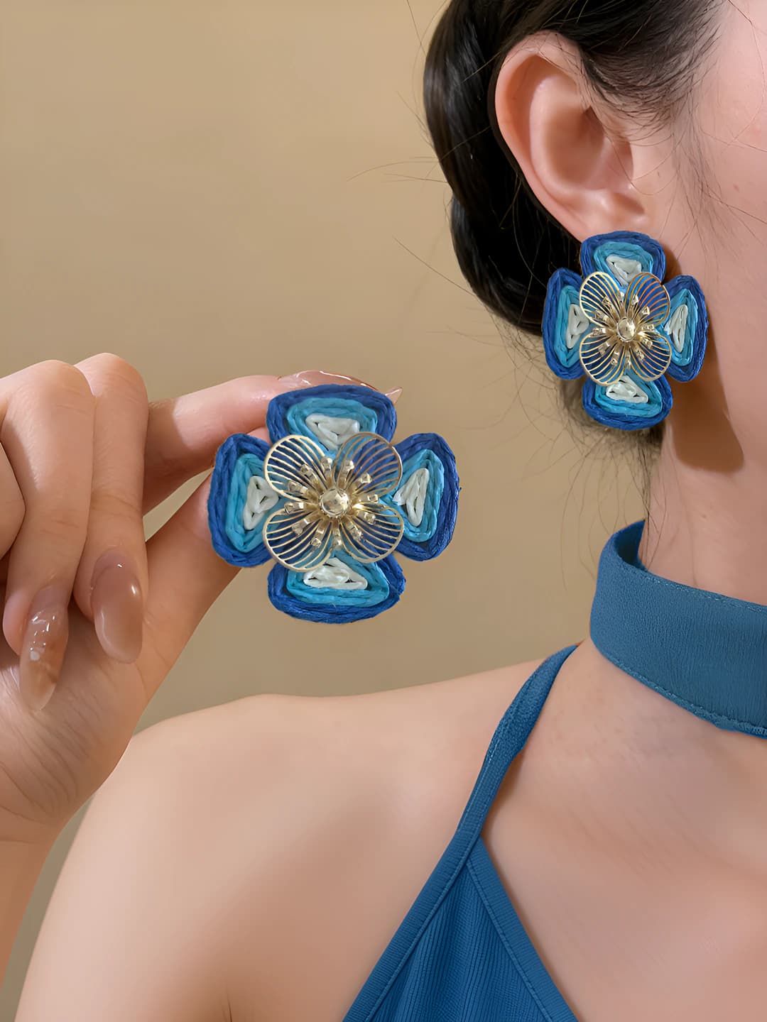 Blue, four-leaf