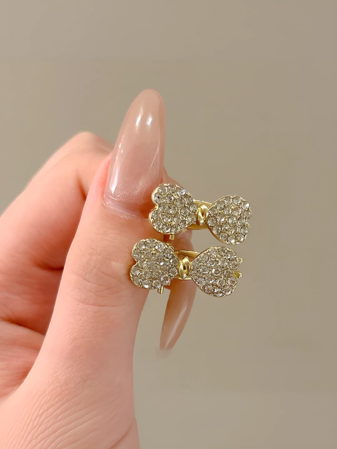 4# Silver rhinestones, 2 pcs