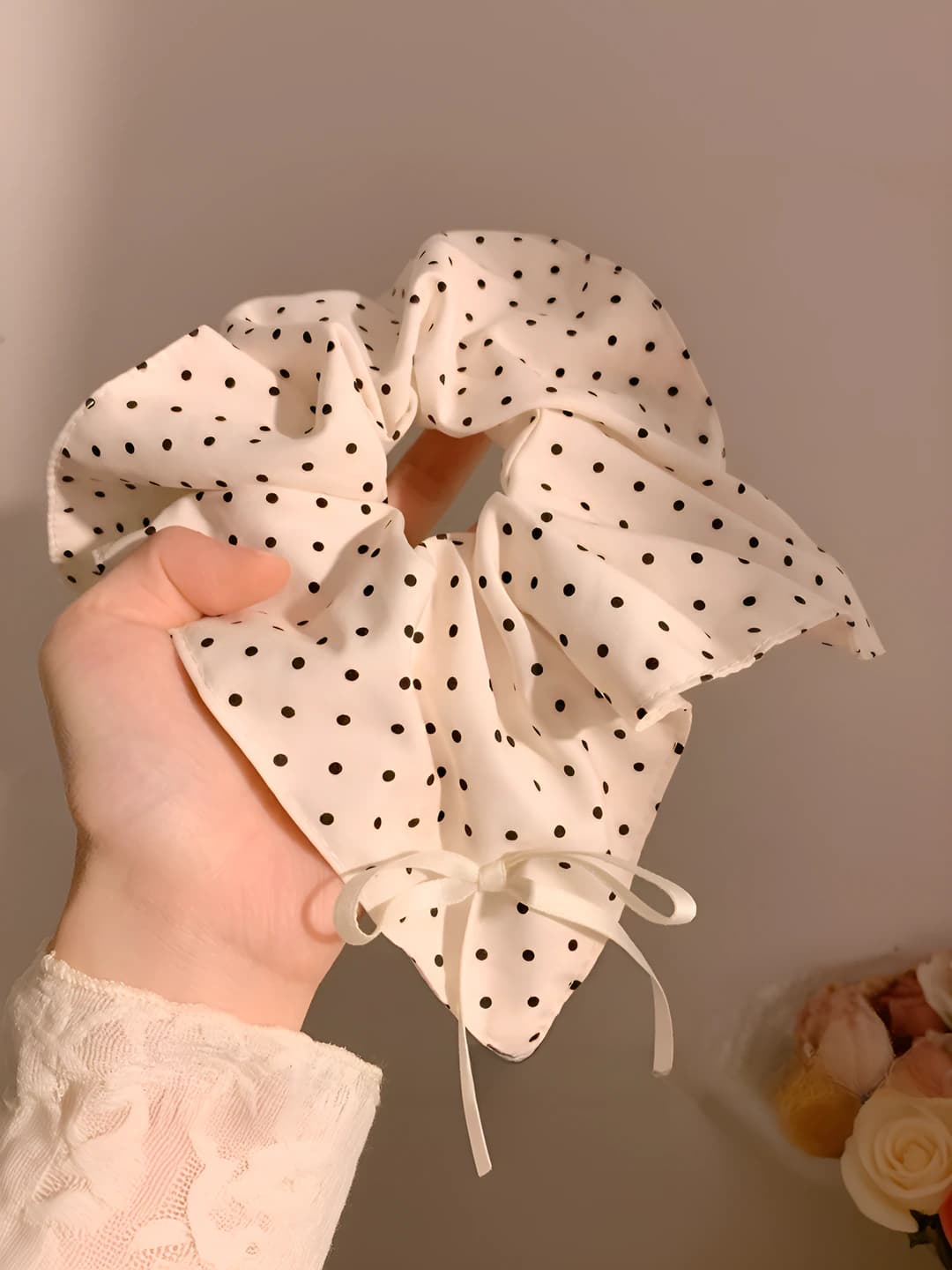 2# Polka dot bow