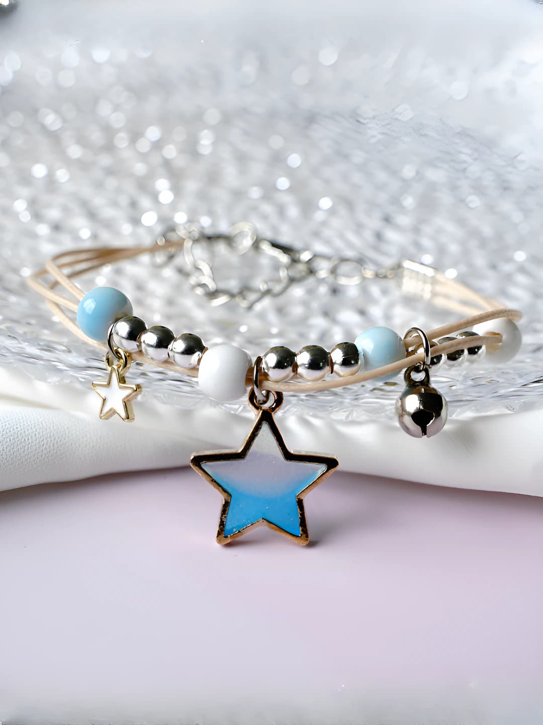 Blue gradient star cord