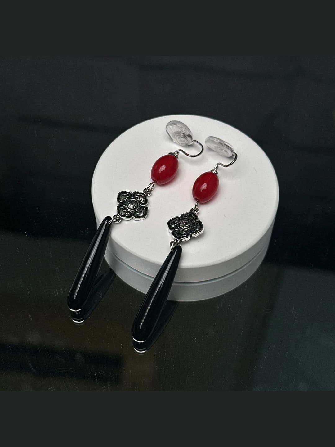 1# ear cuff-1 pair-Red drop
