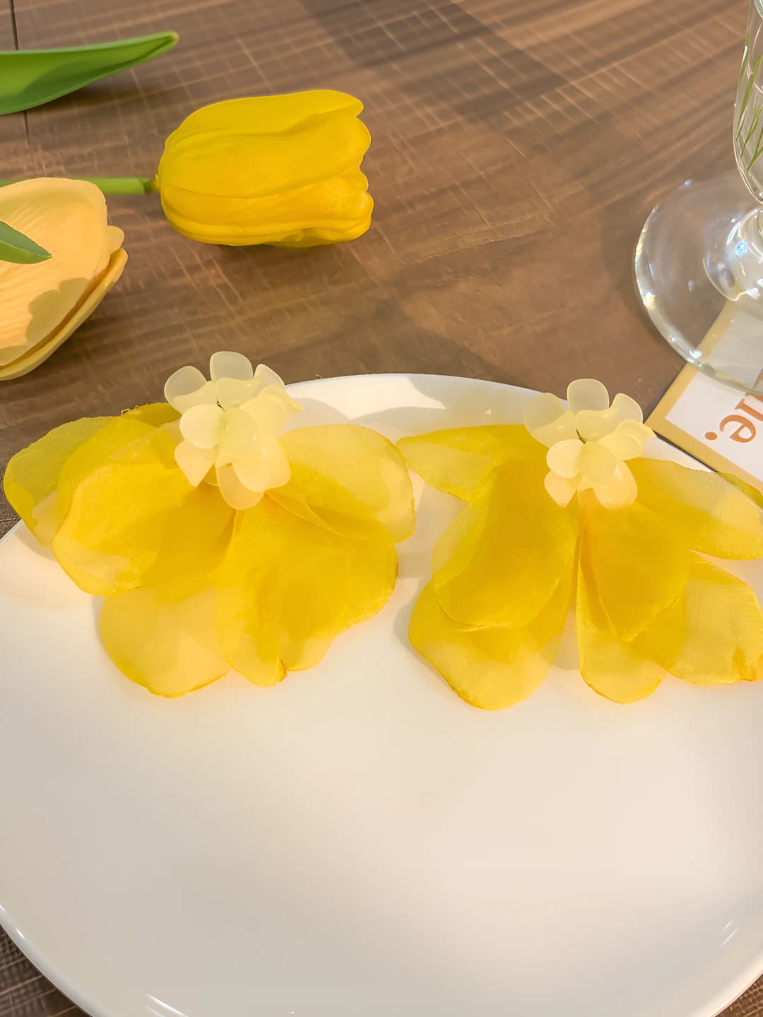 Yellow silicone mesh stud earrings