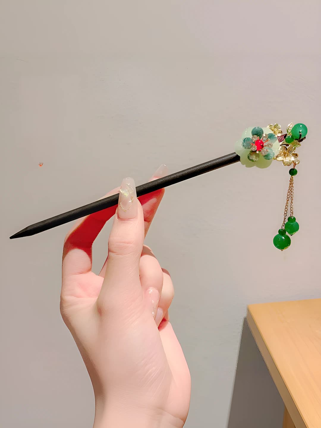 4# Spring wave green