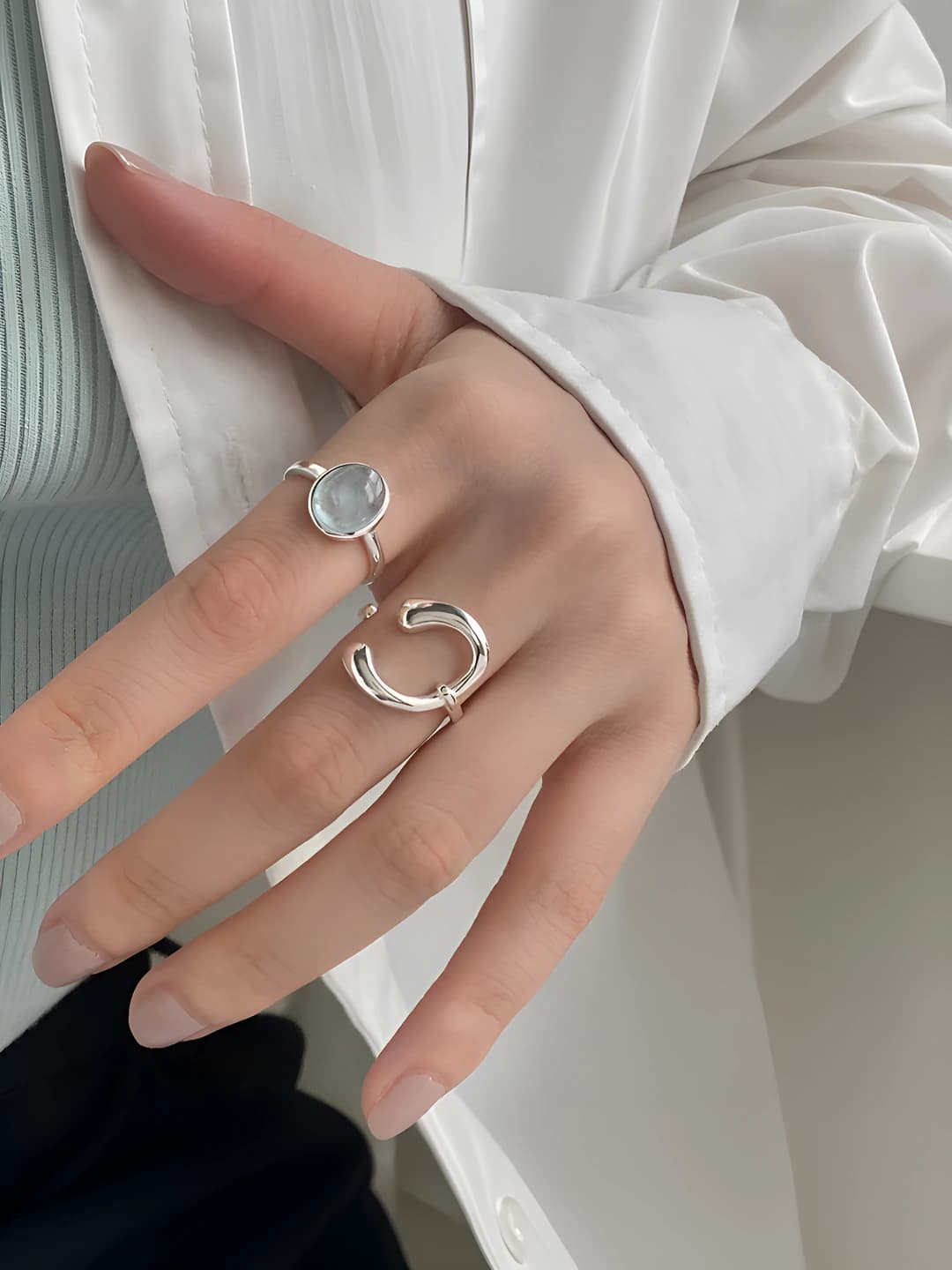 Women's oval brushed blue sapphire and zircon ring, sweet cool style, open ring, for index finger