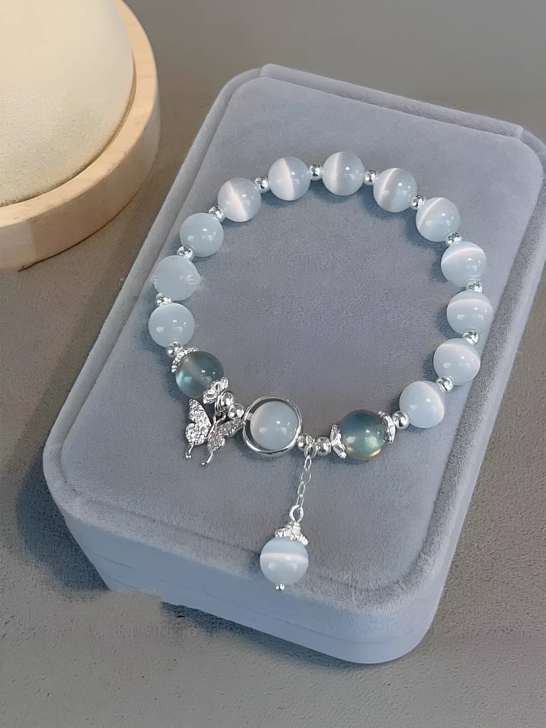 Butterfly faux cat's eye