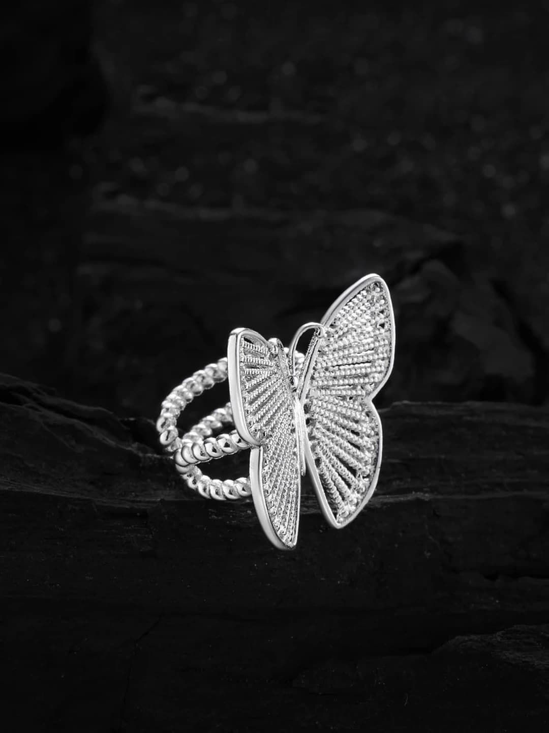 Women's butterfly ear cuffs, simple, small, geometric shape, animal motif, ring design element, copper material, electroplated, 2026 new arrival