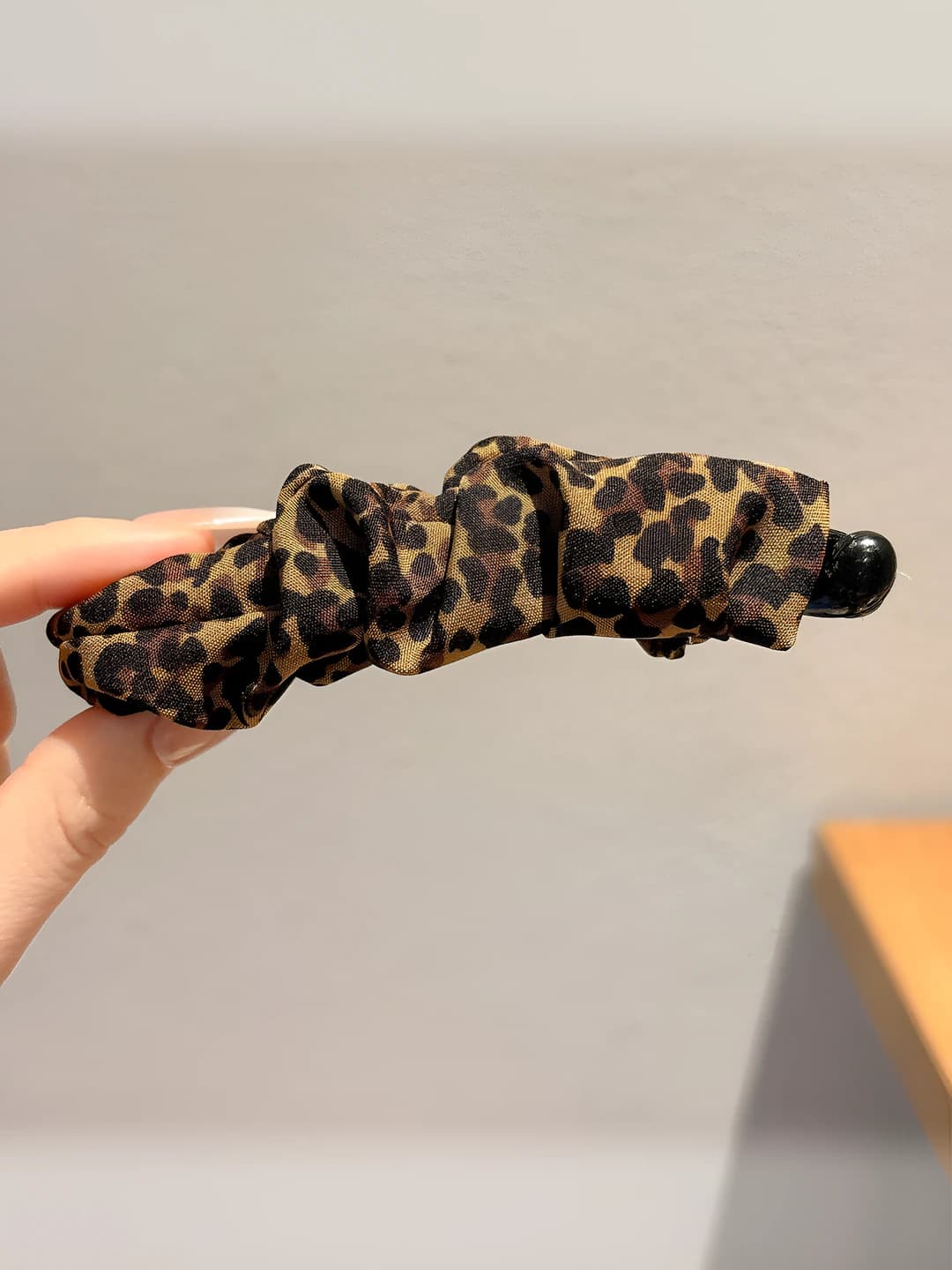 Leopard, ~10 cm