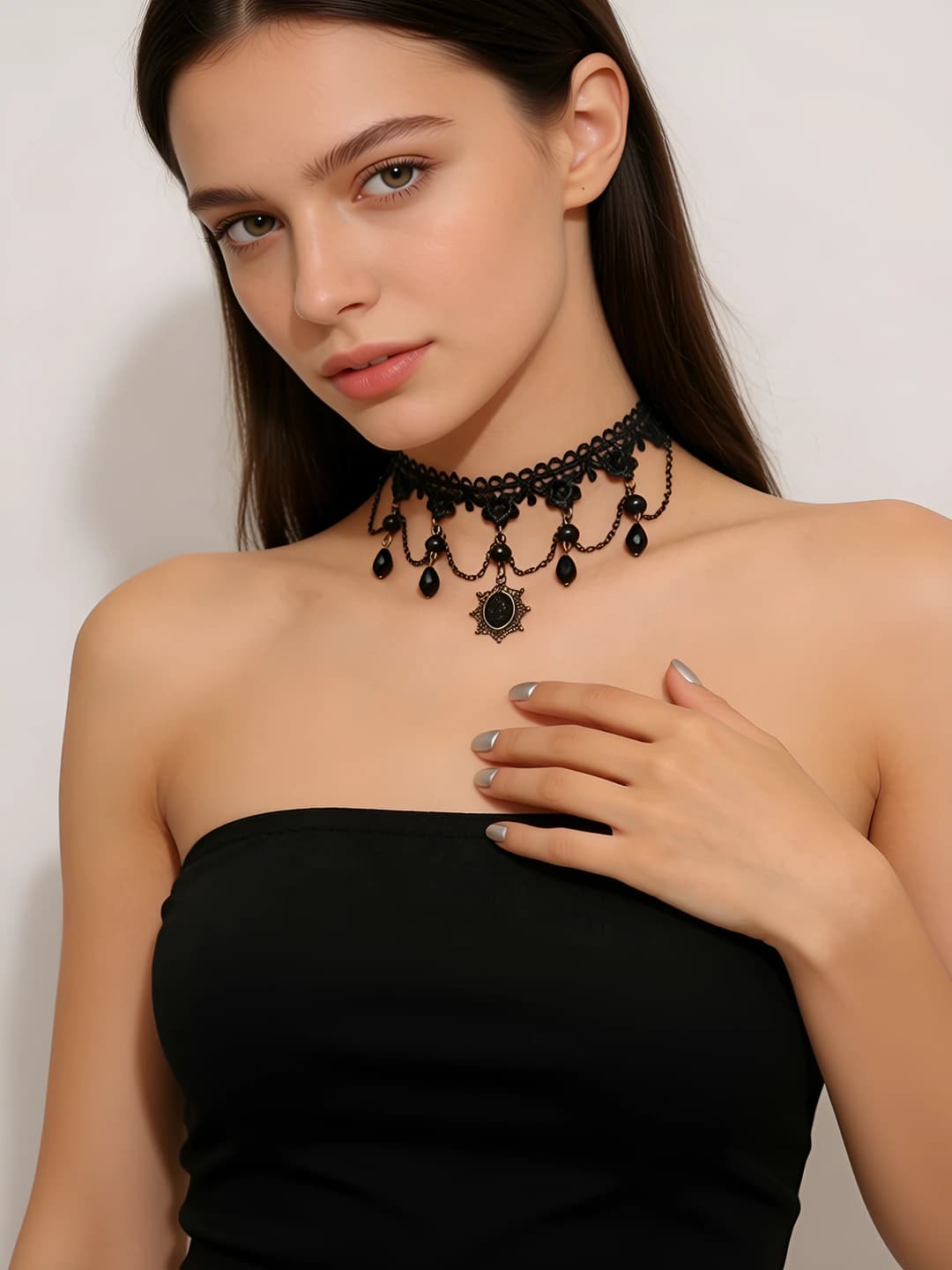 Ayollar uchun dantel choker: qora, retro, gotik, suv tomchisi shakli, fransuzcha uslub