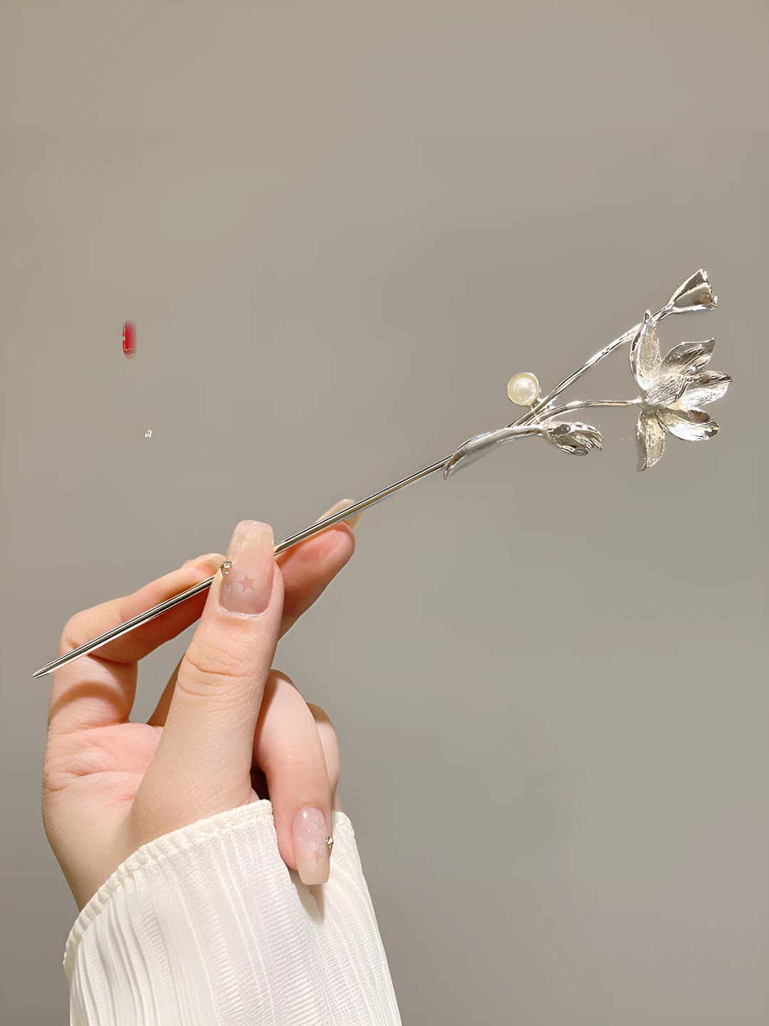 27# Pearl lotus hairpin - silver (bagged)