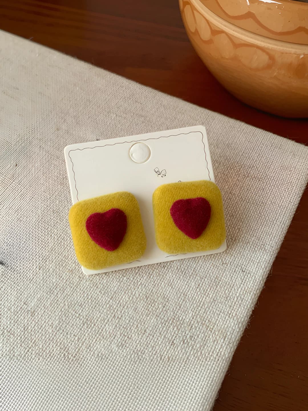 QHW3 Square heart