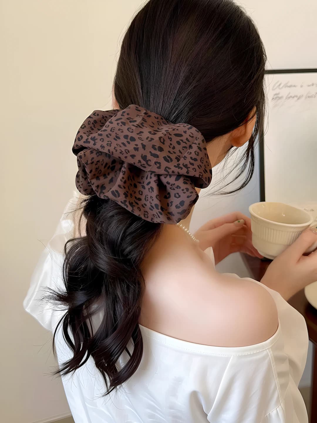 Dark coffee leopard unpressed edge approx 15 cm