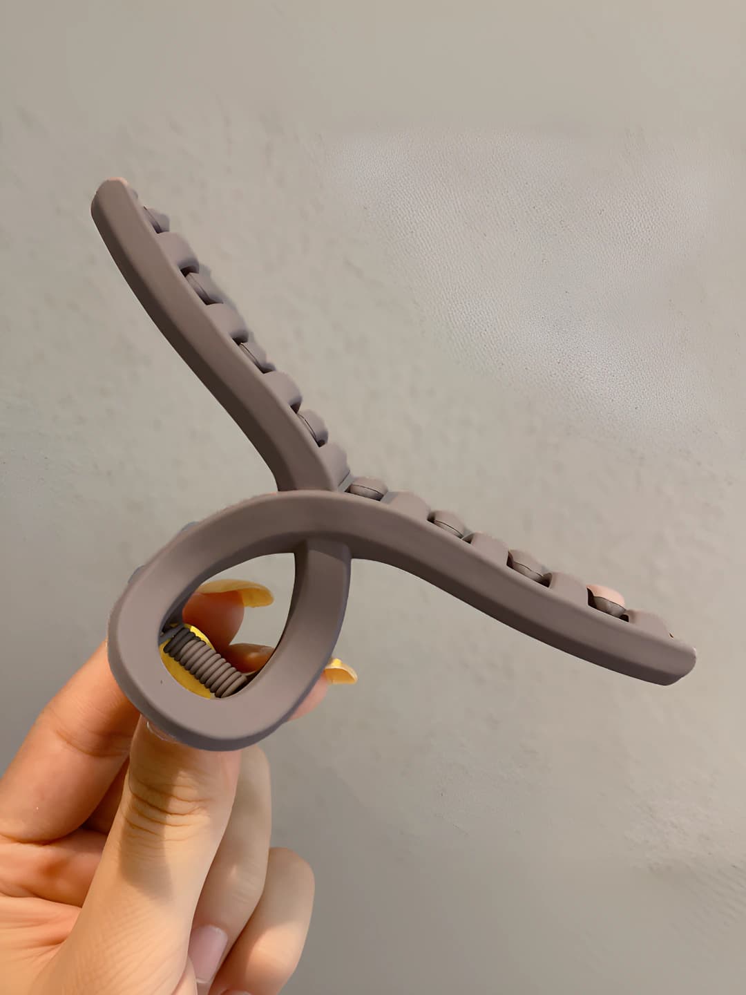 9# Kofe rangli Y harfli qisqich 11cm