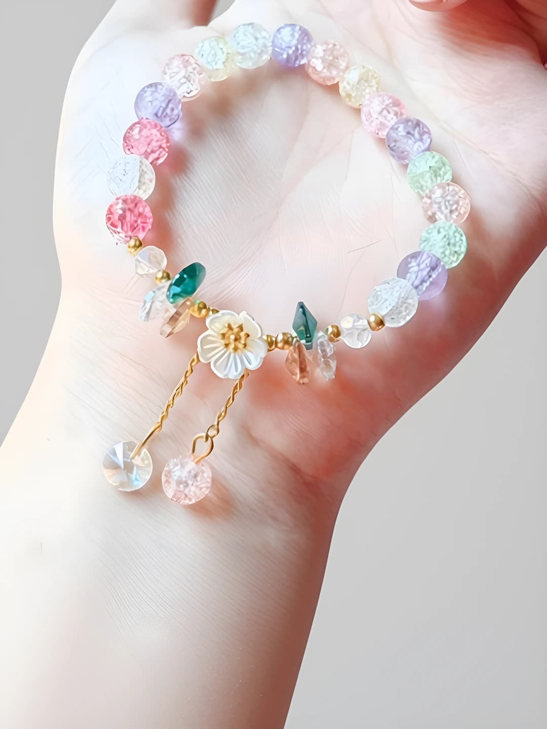 Rang-barang, mayda gulli chigirtka