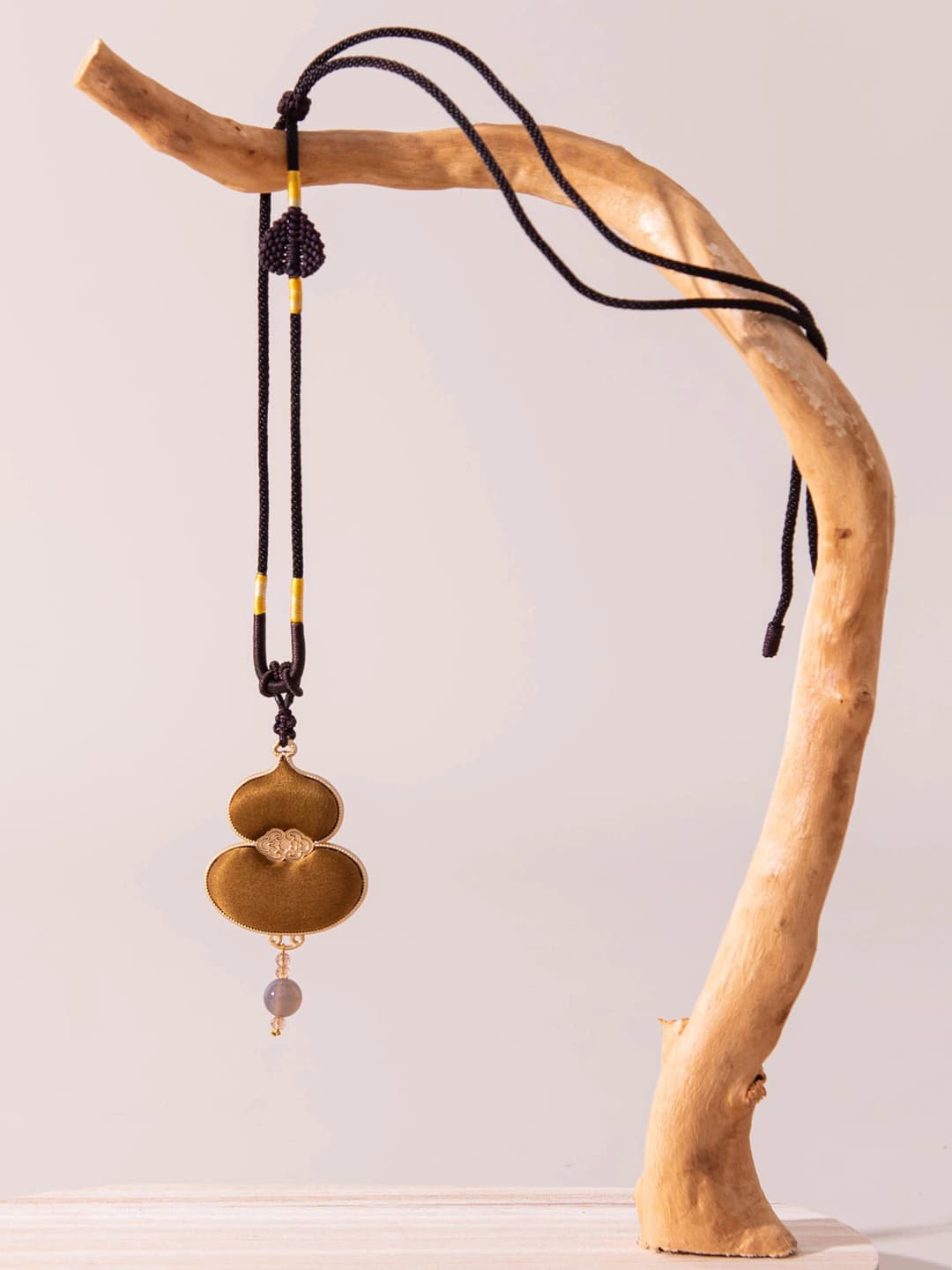 FHS26-3040-4 Xiangyunsha Camel