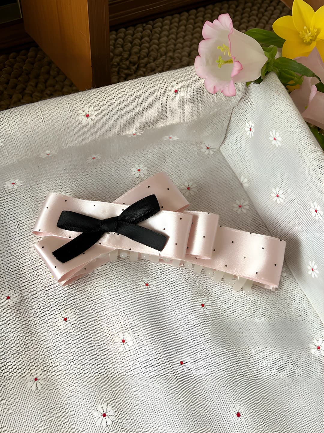 Pink banana clip
