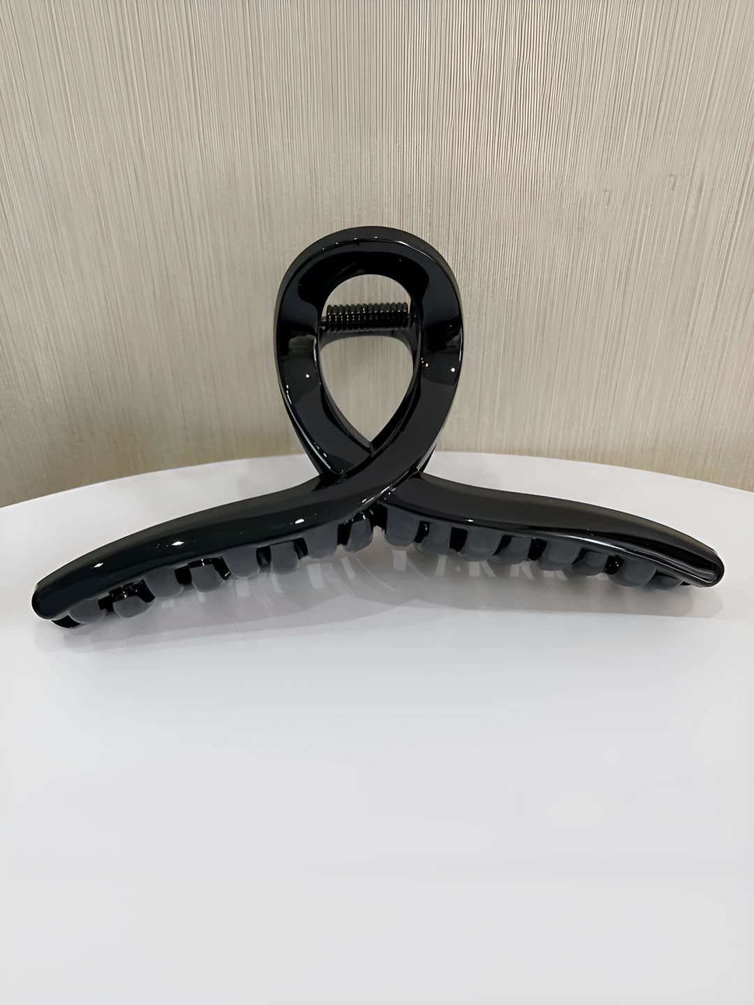 11CM yaltiroq qora