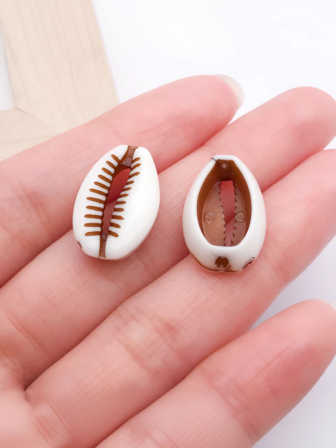 1 шт. коричневый акрил раковина 19x13mm-0.7g