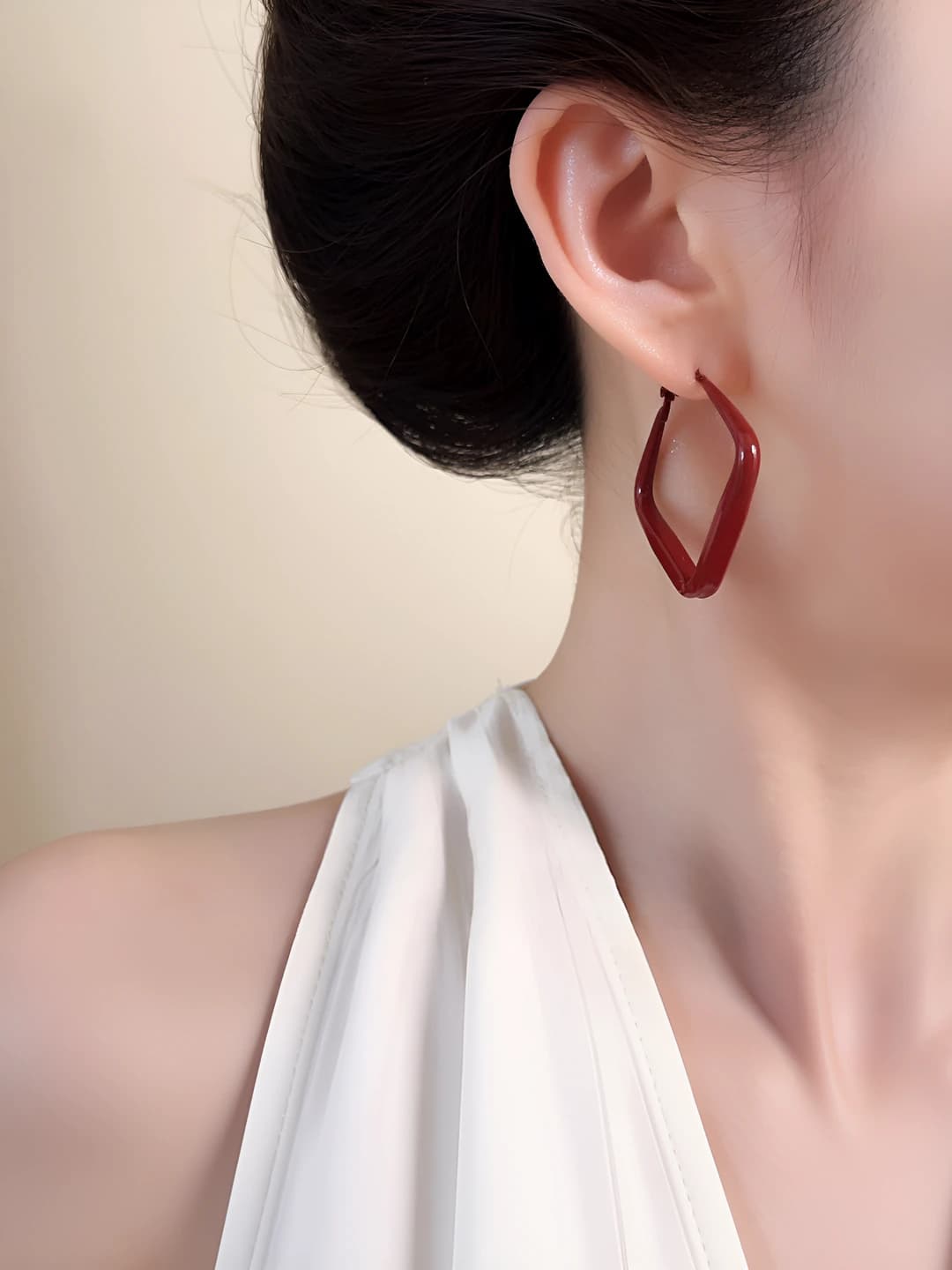 Bordo, kichik kvadrat quloq halqasi