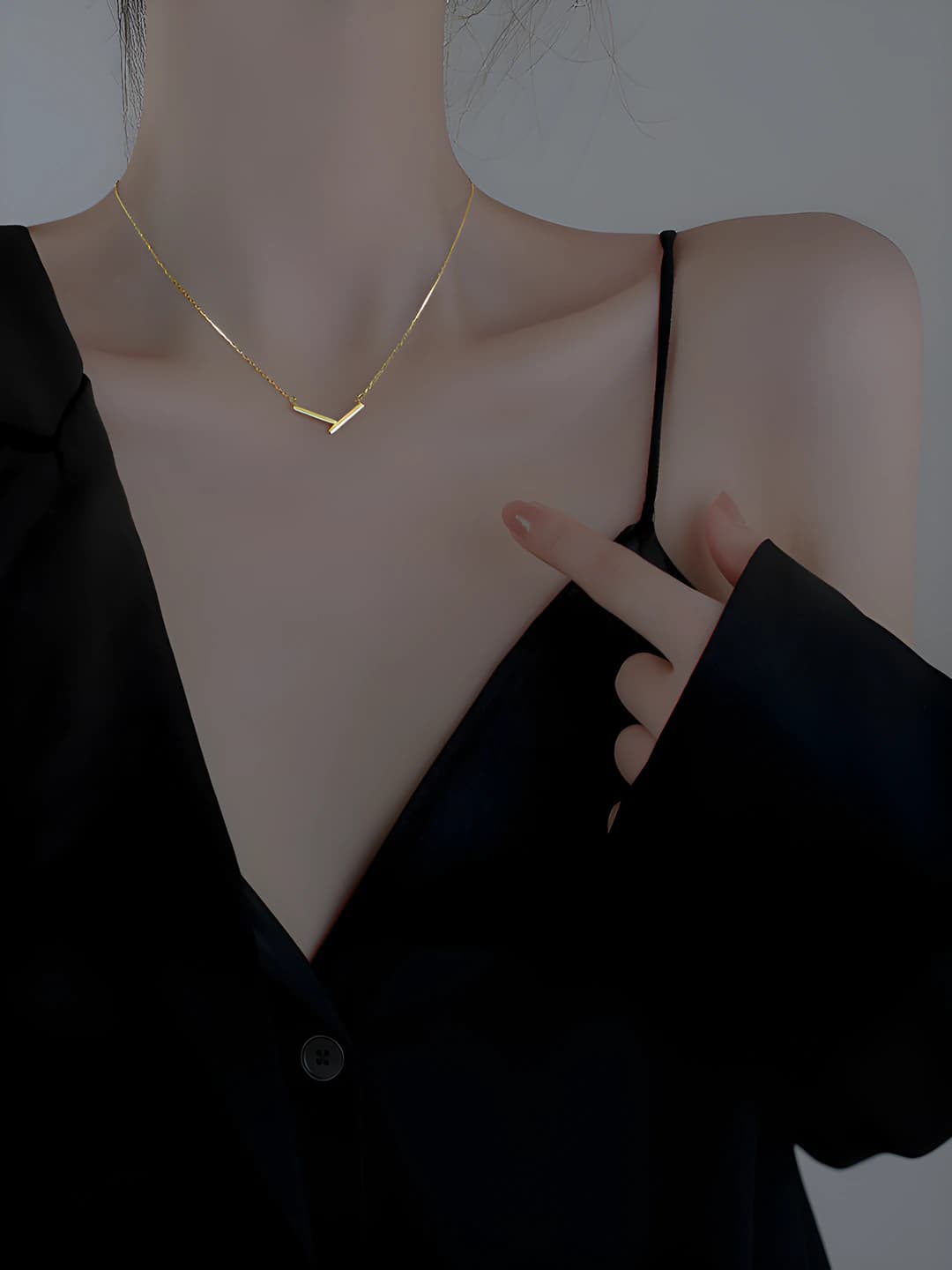 Gold - two vertical chains