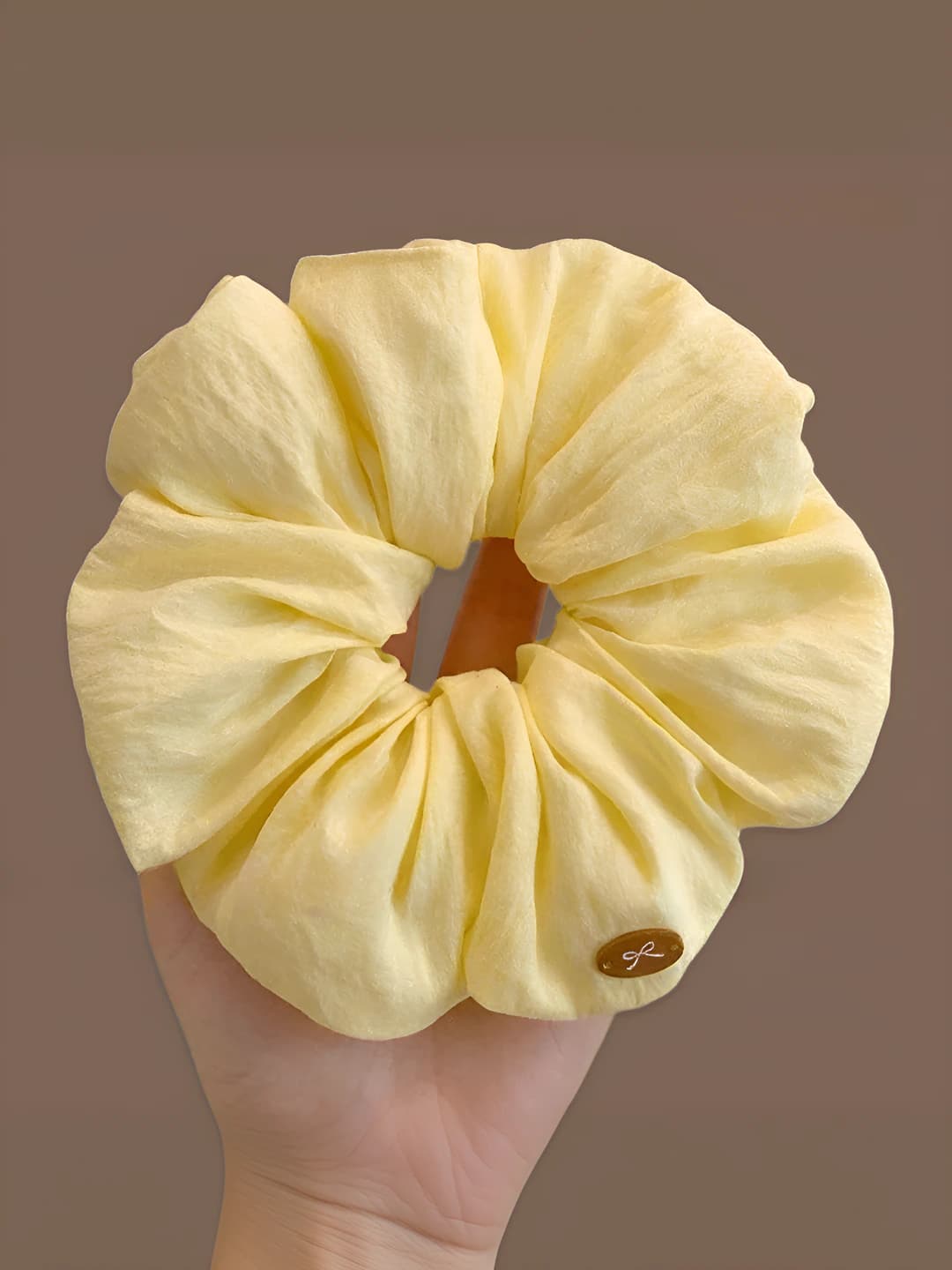 Light yellow scrunchie ~16 cm