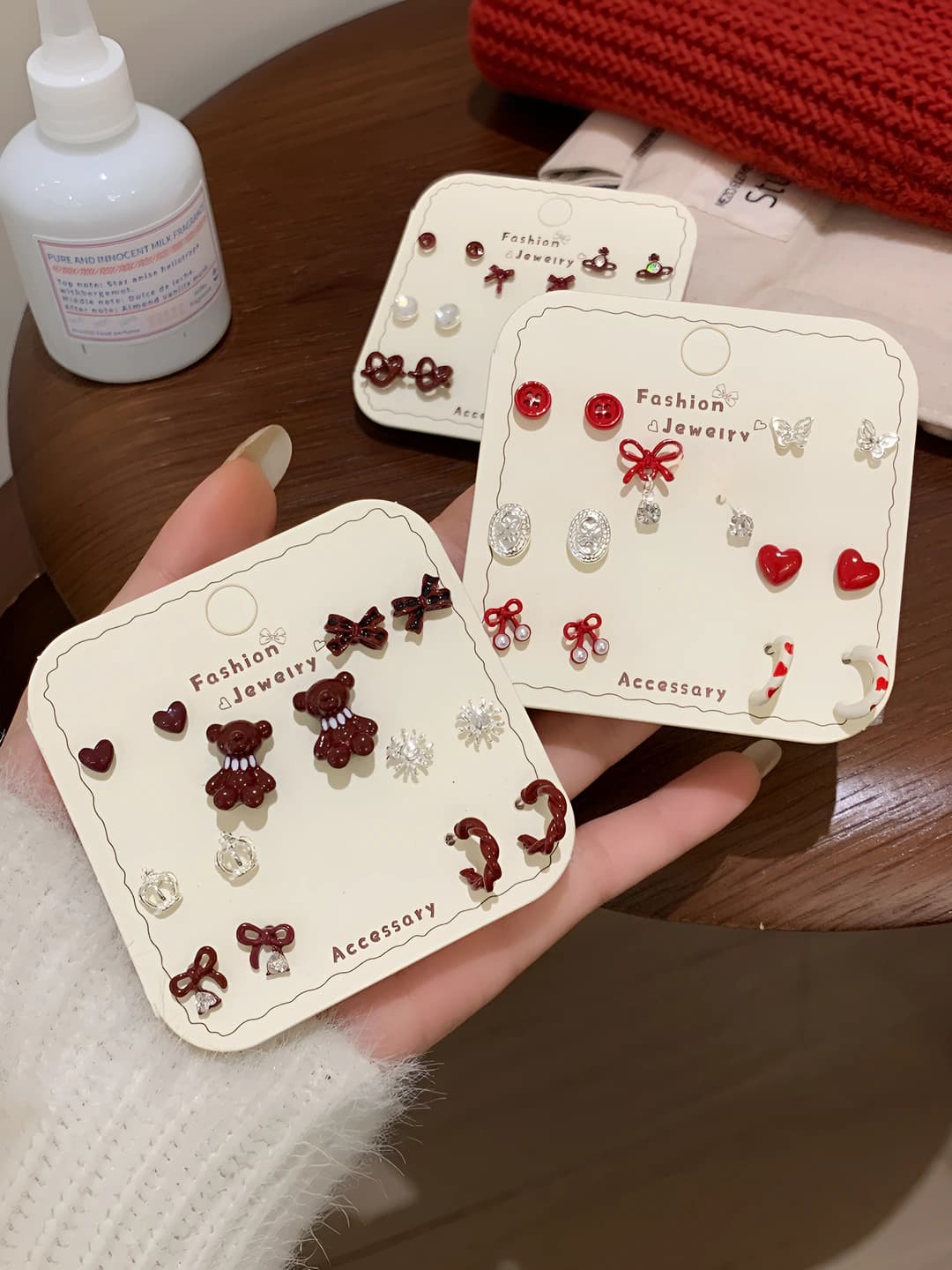 Women's autumn-winter set of heart and bow earrings with 925 silver posts