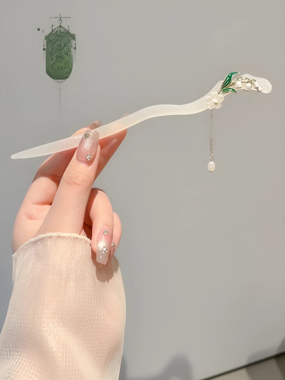19# Lily pendant - White jade (bagged)