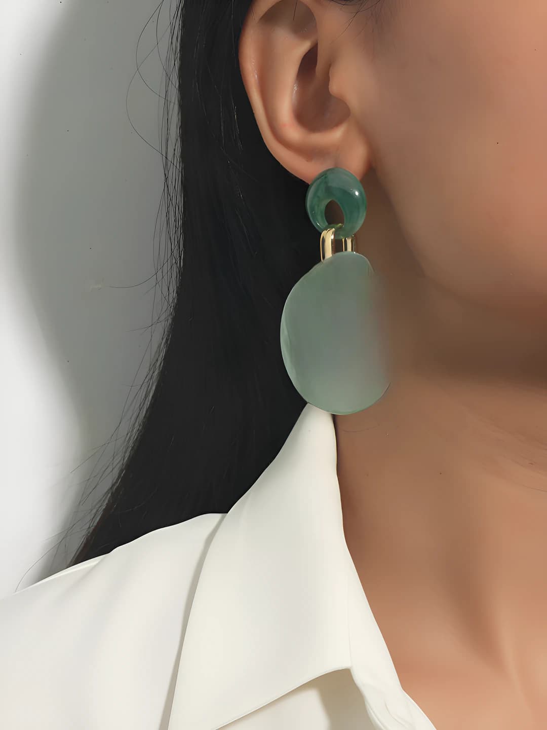 Women's retro acrylic earrings with large circle, handmade