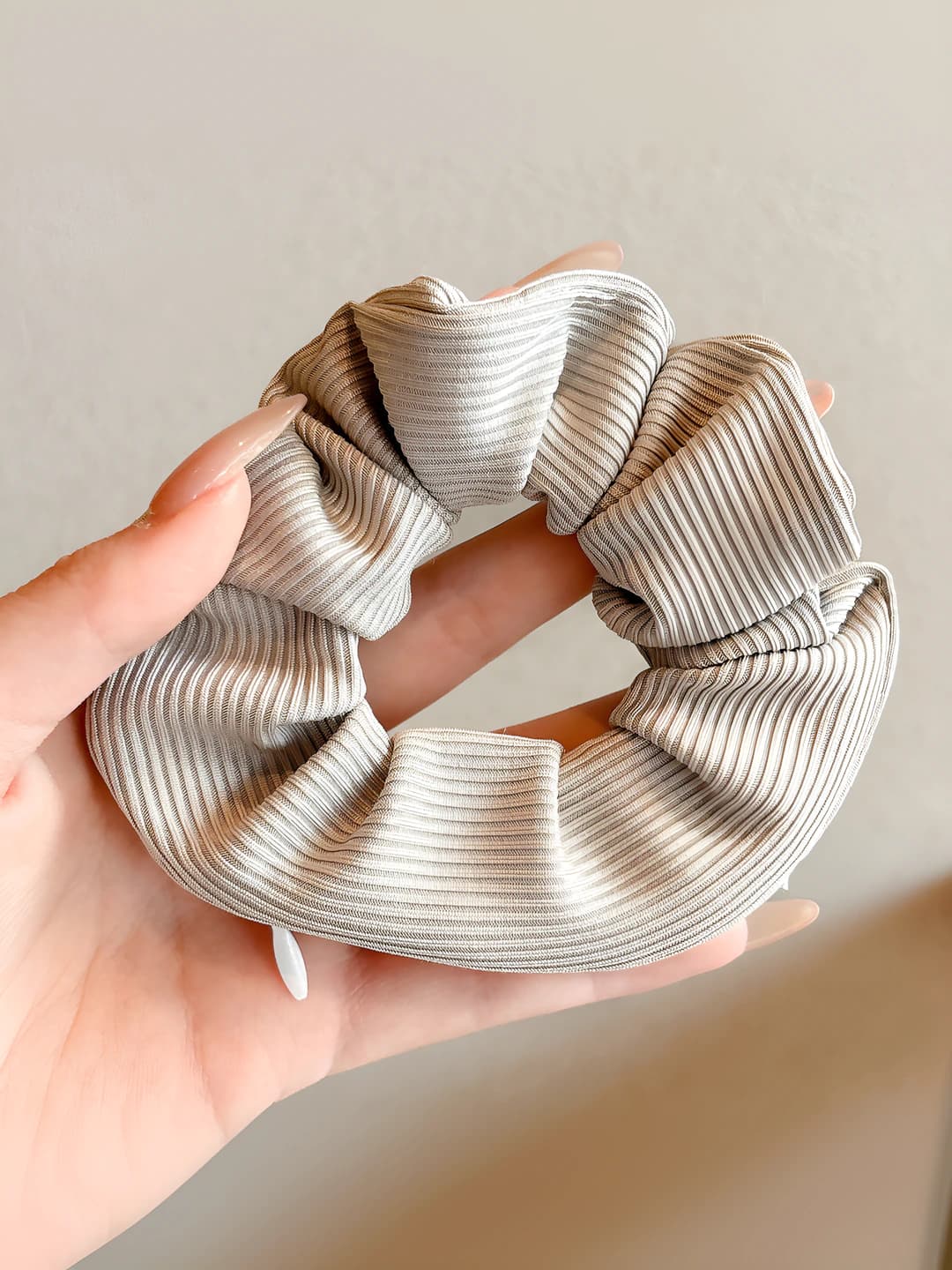 1# Zip scrunchie grey, 11 cm