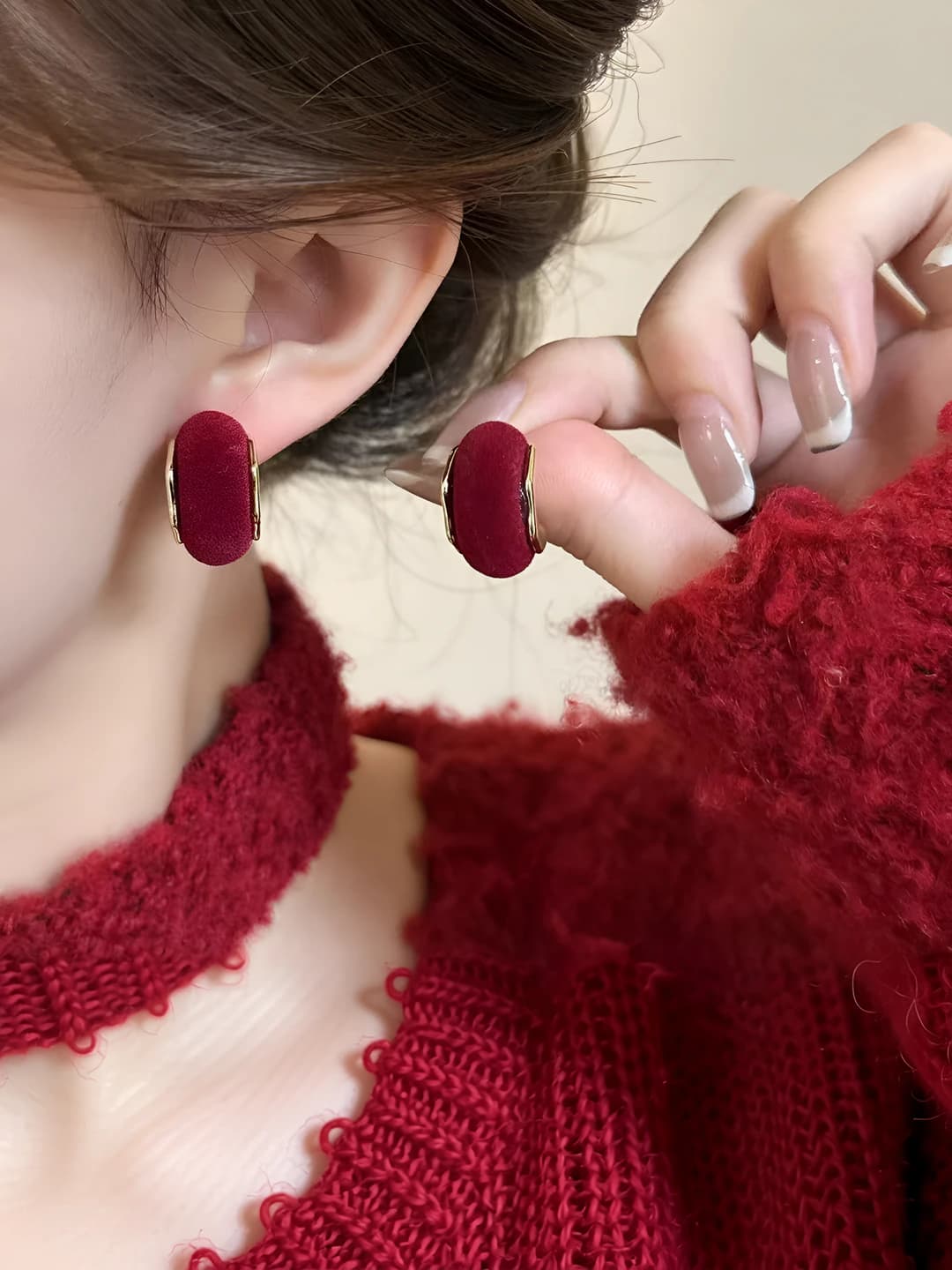 Vintage velvet C-ring