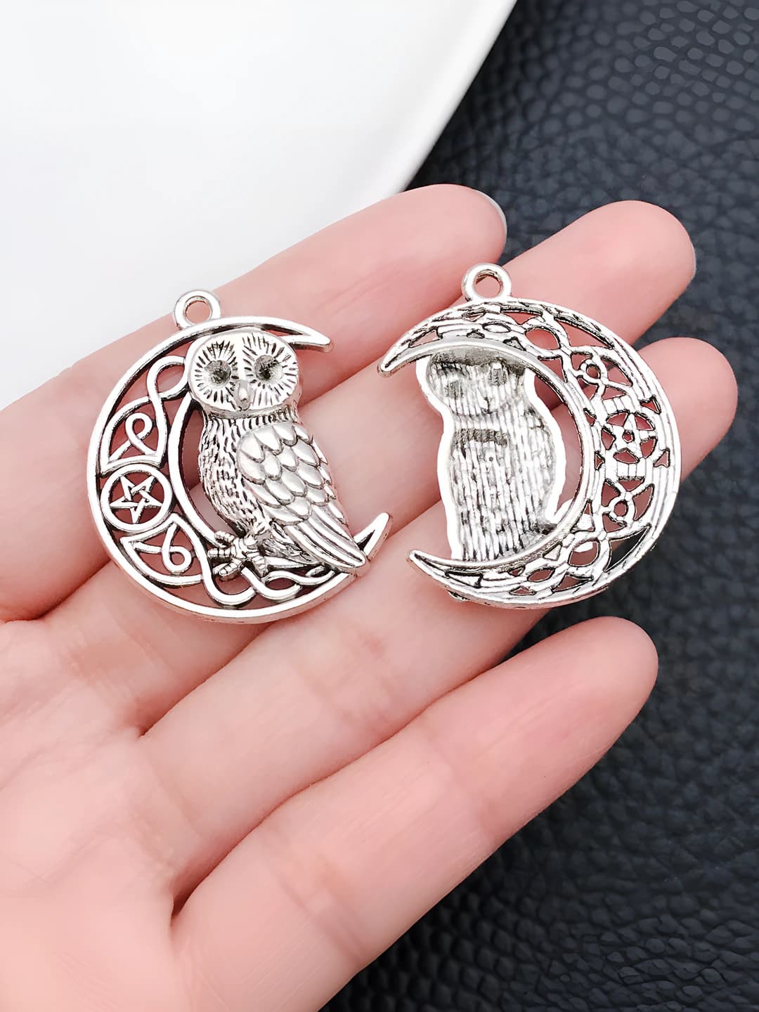 1 pc antique silver moon owl 21x28mm-4.1g
