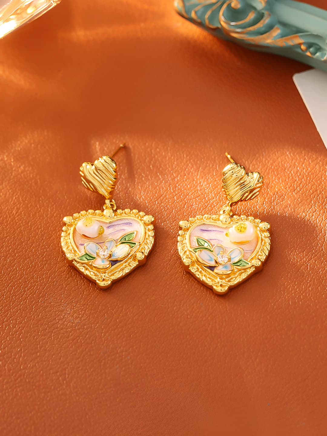 Purple line natural pearl studs